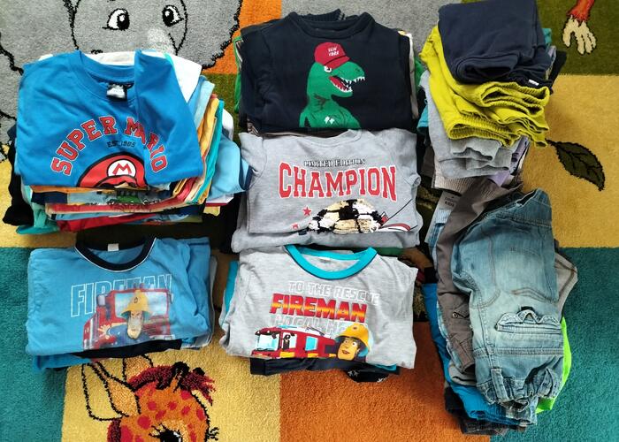 Grajewo ogłoszenia: Sprzedam ubranka chłopięce rozmiar 110. Duża ilość